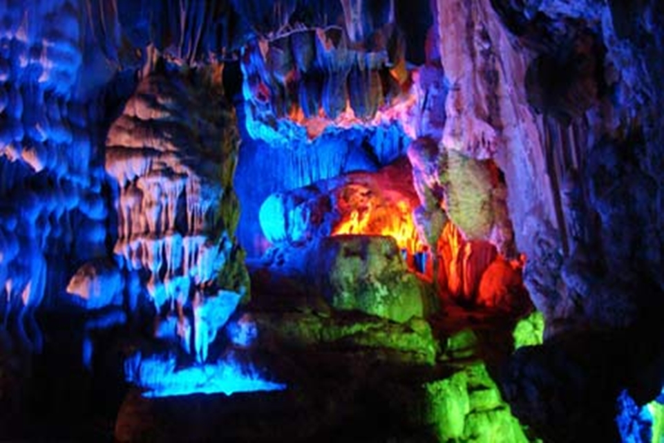 Dong Hoi - Phong Nha Cave & Paradise Cave - Dong Hoi 1 day trip